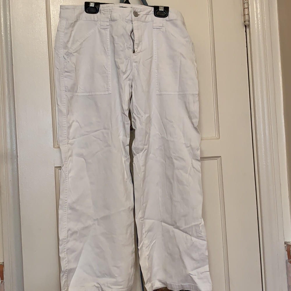EXPRESS SZ 9/10, HIGH WATER PANTS WHITE. PREOWNED